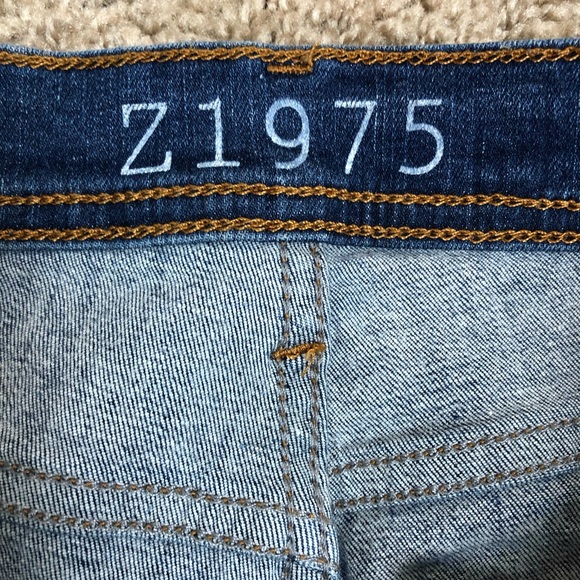 Zara Basic Z1975 Medium Wash Skinny Jeans - Picture 4 of 10